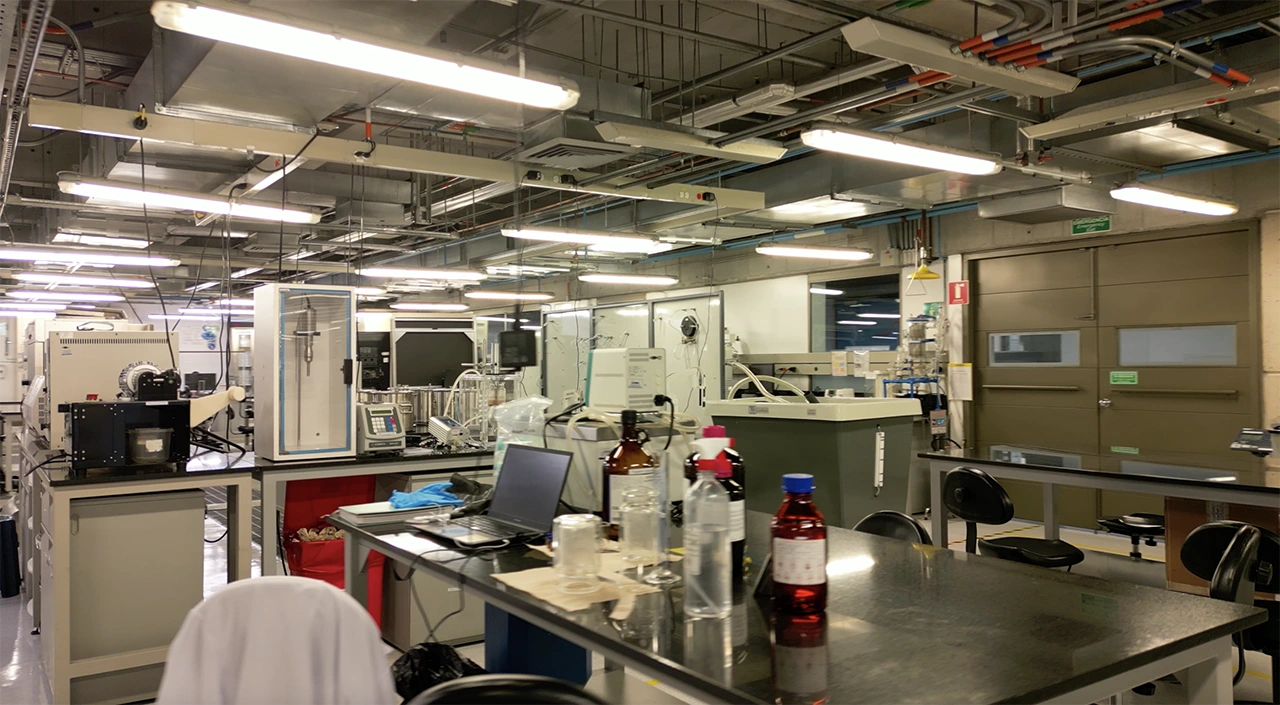 Laboratorio de Procesos Qu&iacute;micos (ML-418)